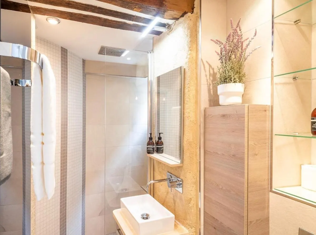 # Republique # Paris2 # Chatelet # 2Bedrooms 0*, Paris